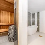 Вилла Cozy Private House In Nomme Таллин