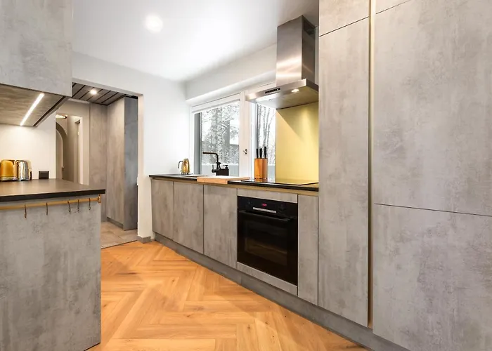 Cozy Private House In Nomme 빌라